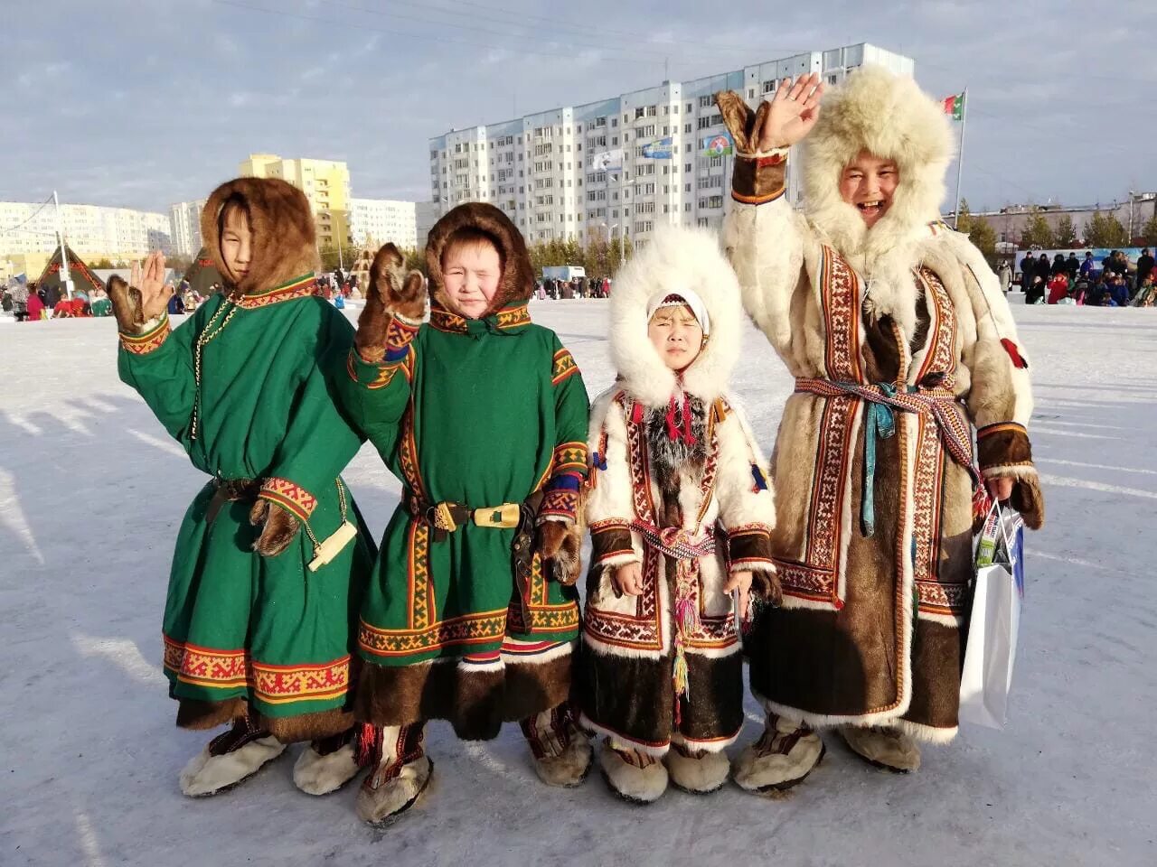 Надым Ямало-Ненецкий автономный округ. Ямало-Ненецкий автономный округ день оленевода. День оленевода в Надыме 2020. Ненцы Ямало Ненецкий автономный округ. Тазовские оленеводы