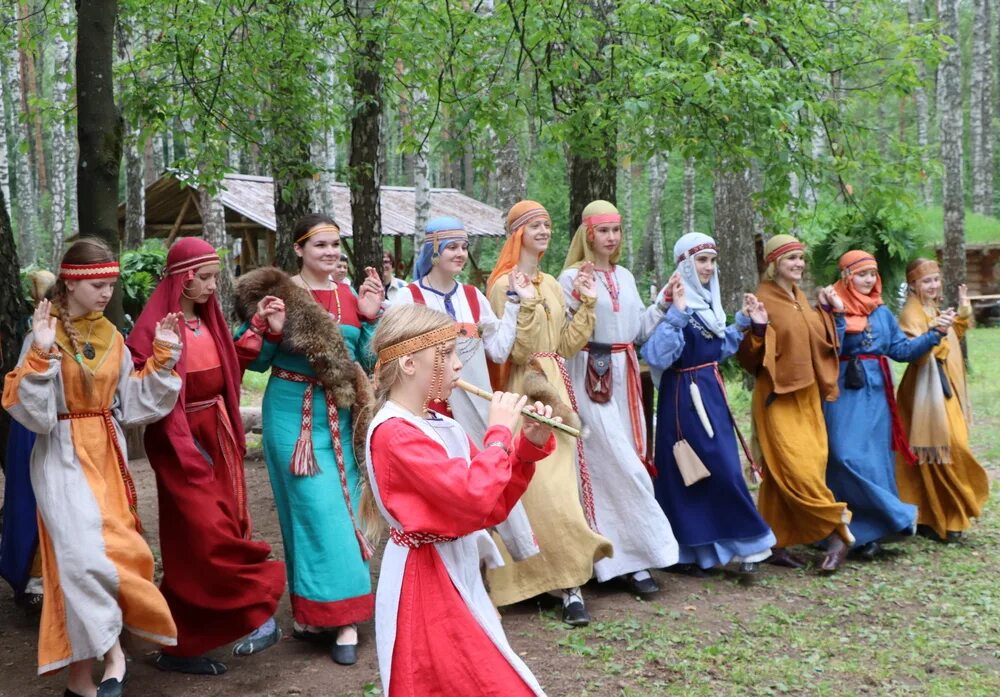 Историко-археологический и природный музей-заповедник Гнёздово, Смоленск: лучшие