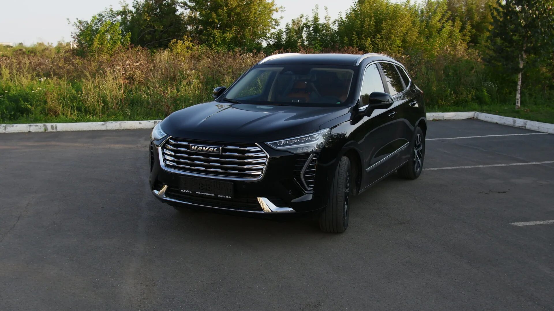Julian larre. Haval jolion 2022. Джулиан в черном цвете. Haval f7 черный 2023. Haval jolyon 2021 черный.