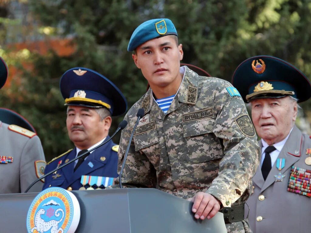 Военная форма казахстана