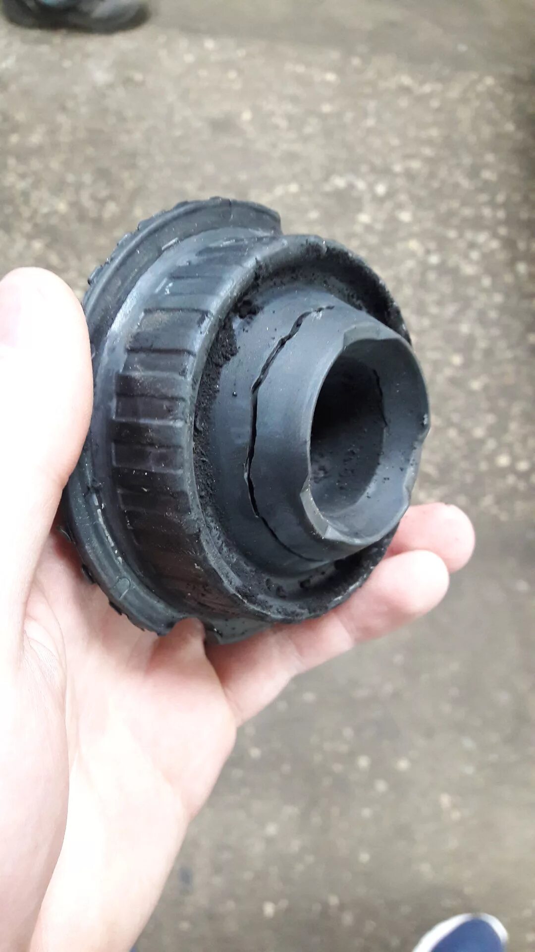 Сайлентблоки пневмостойки. Сайлентблок skf vkds333015. Сайлентблоки пневмостойки. Ремкомплект пневмобаллона 221 мерседес. Vtulka 1901034.