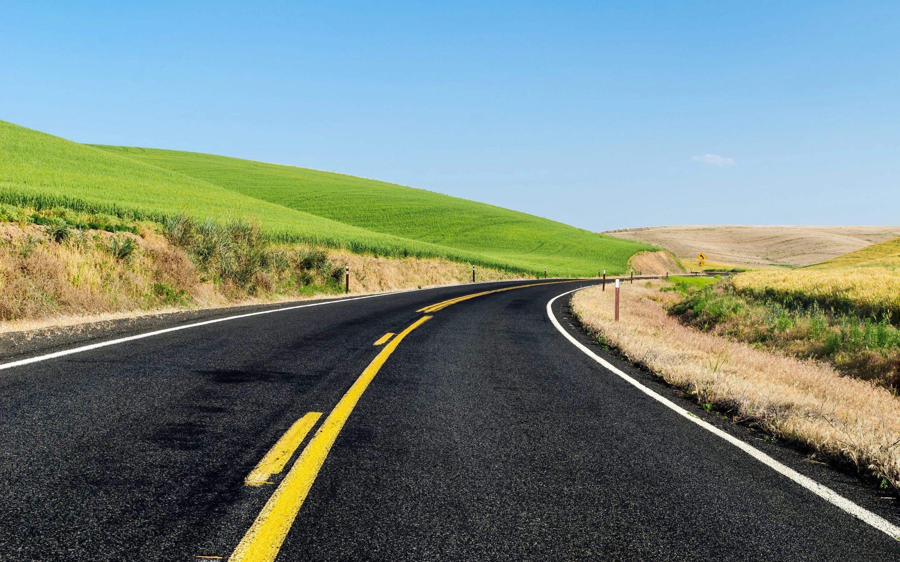 Фон дорога. Пейзаж дорога. Асфальтовая дорога. Летняя дорога. Road views