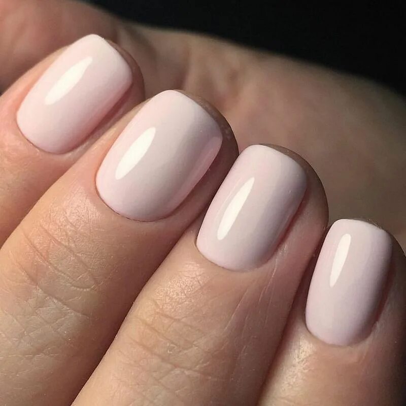 цвета гель лака светлые. светло розовый лак. цвета гель лака светлые. светлый нюдовый маникюр полупрозрачный. лак эсси молочно розовый.