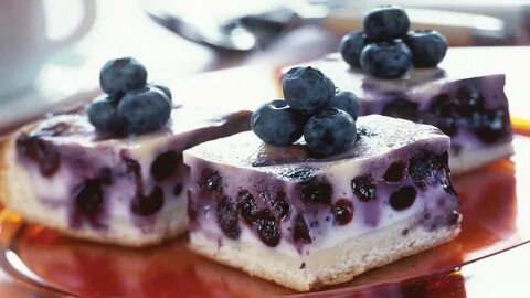 Blueberry cream
