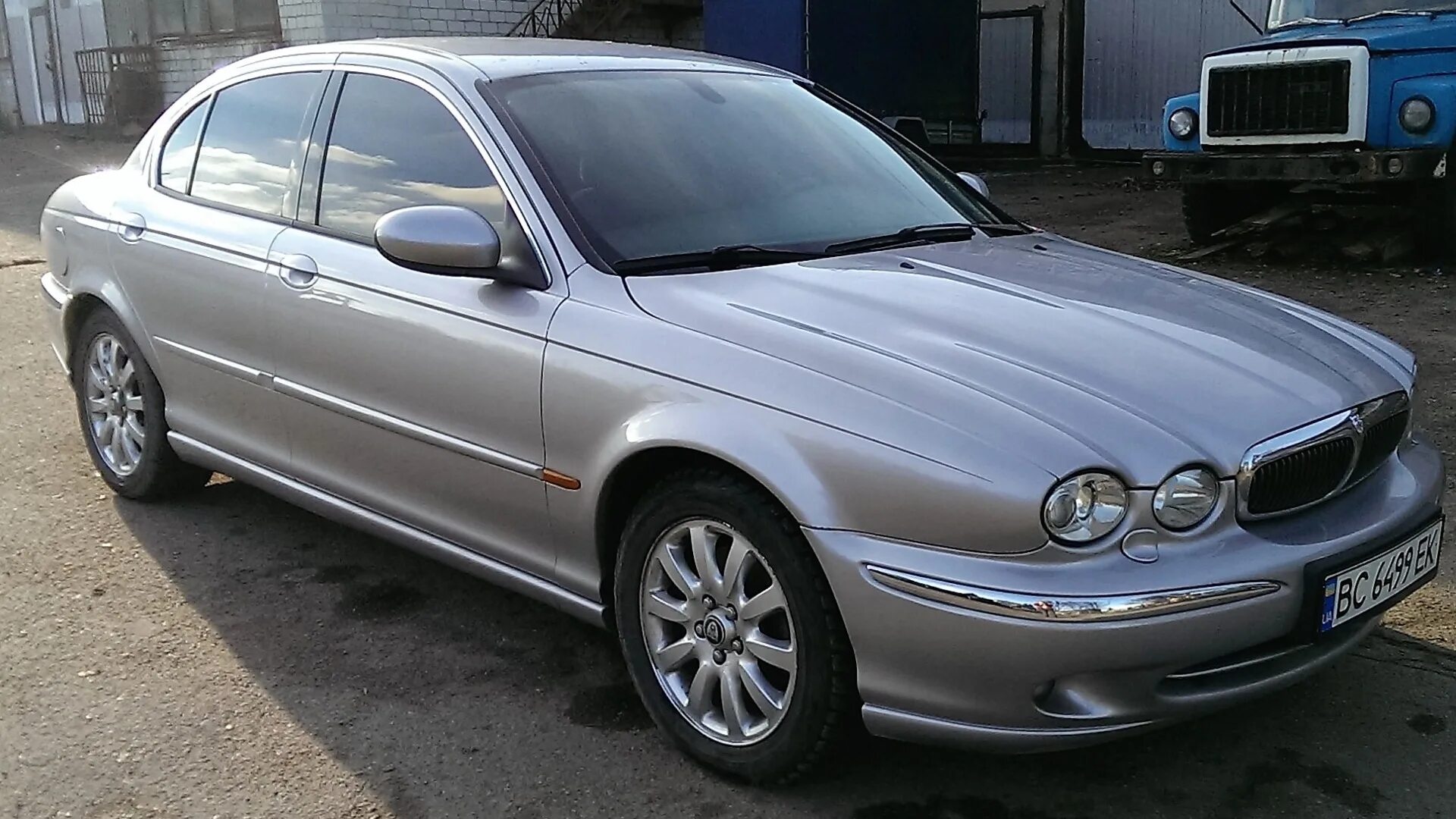 Тайп отзывы. Jaguar x-Type 2002. Jaguar x Type. Jaguar x-Type 2.5. Jaguar x Type 2.0.