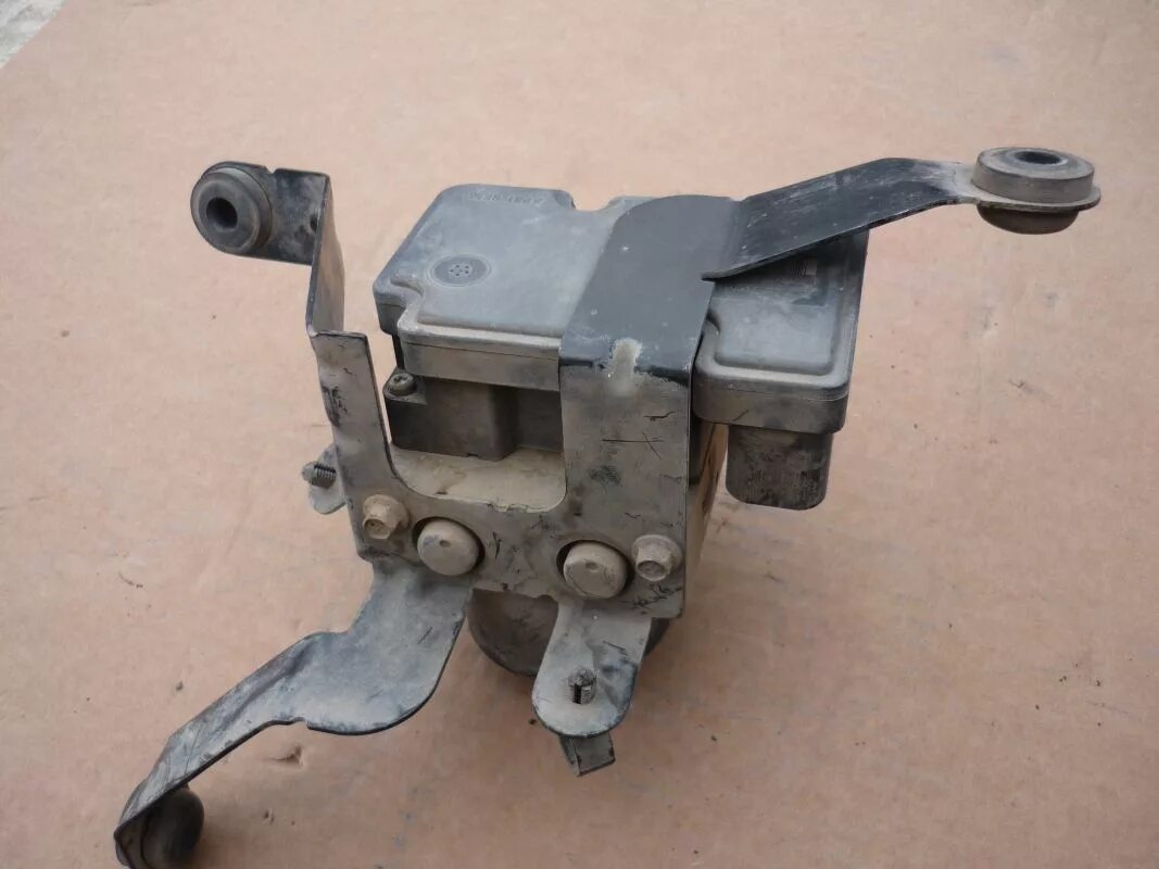 3M512M110JA БЛОК ABS 10020700714 MAZDA 3 BK 1.6 2008 Ford Запчасти на DRIVE2