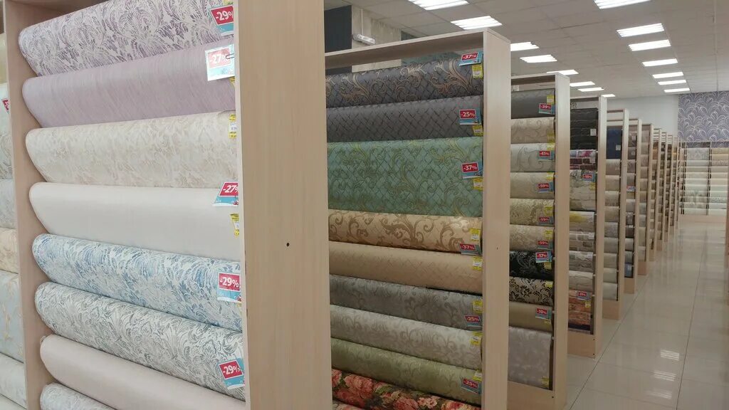 Ассортимент обоев для стен. Центральный магазин обоев. Обойный магазин. Центр дом обоев. Дом обоев этелика самара.