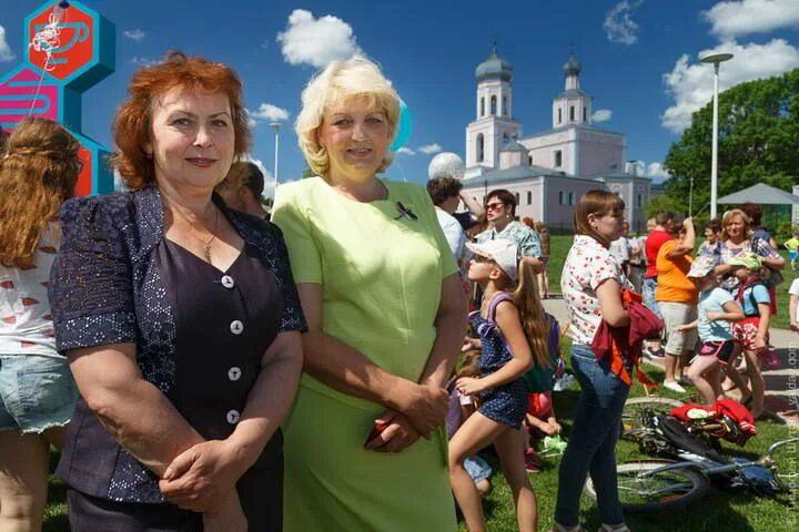 Погода валдай на 10 дней. Валдай люди. Погода Валдай. Валдай климат сейчас. Валдай сайт города контакт.