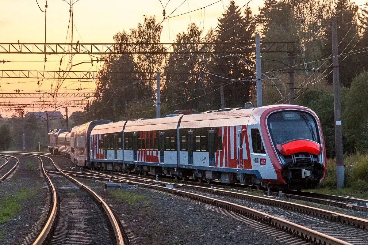 Иволга TRAINPIX. Эг2тв-027 МЦД. Иволги наземное метро. Москва 2019 поезд. Трейнпикс