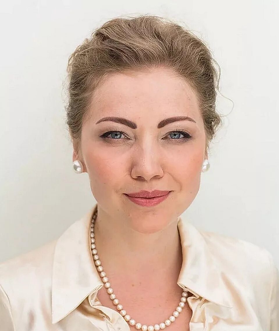 директор русской школы