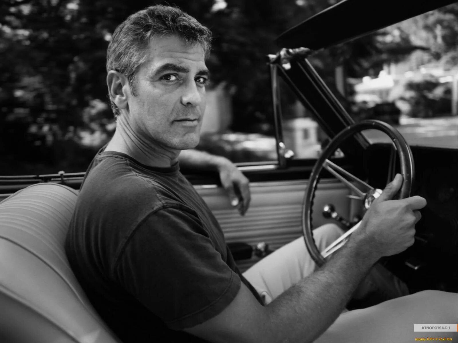 60 лет в жизни мужчины. Джордж Клуни фото. Джордж Клуни фотосессия. Джордж Клуни фото чб. Джордж Клуни в 40 лет.