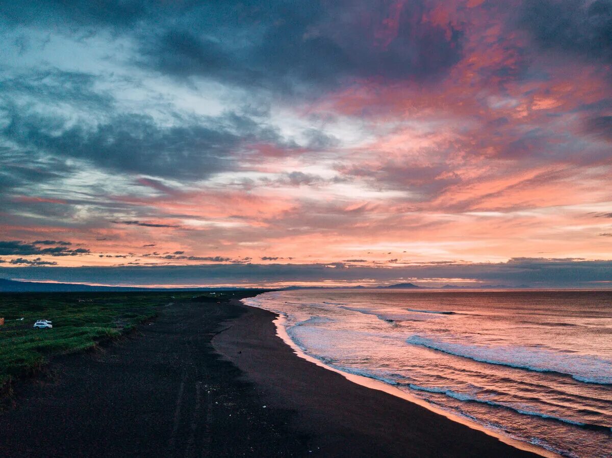 халактырский пляж, камчатский край. камчатка халактырский. халактырский пляж камчатка. океан халактырский пляж петропавловск камчатский. камчатка халактырский.