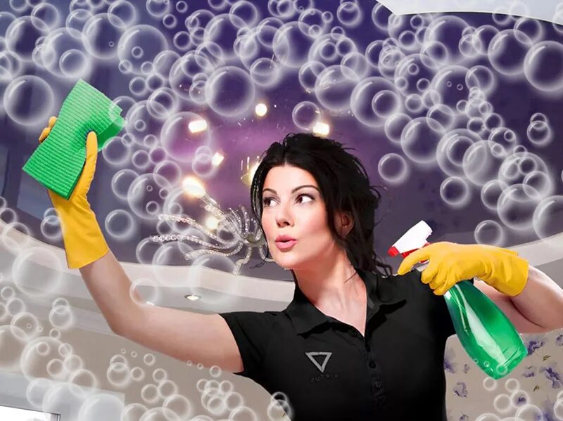 Помыть натяжной потолок. Как мыть тканевые потолки. Мытье потолка. Помыть потолок. Уборка натяжного потолка.