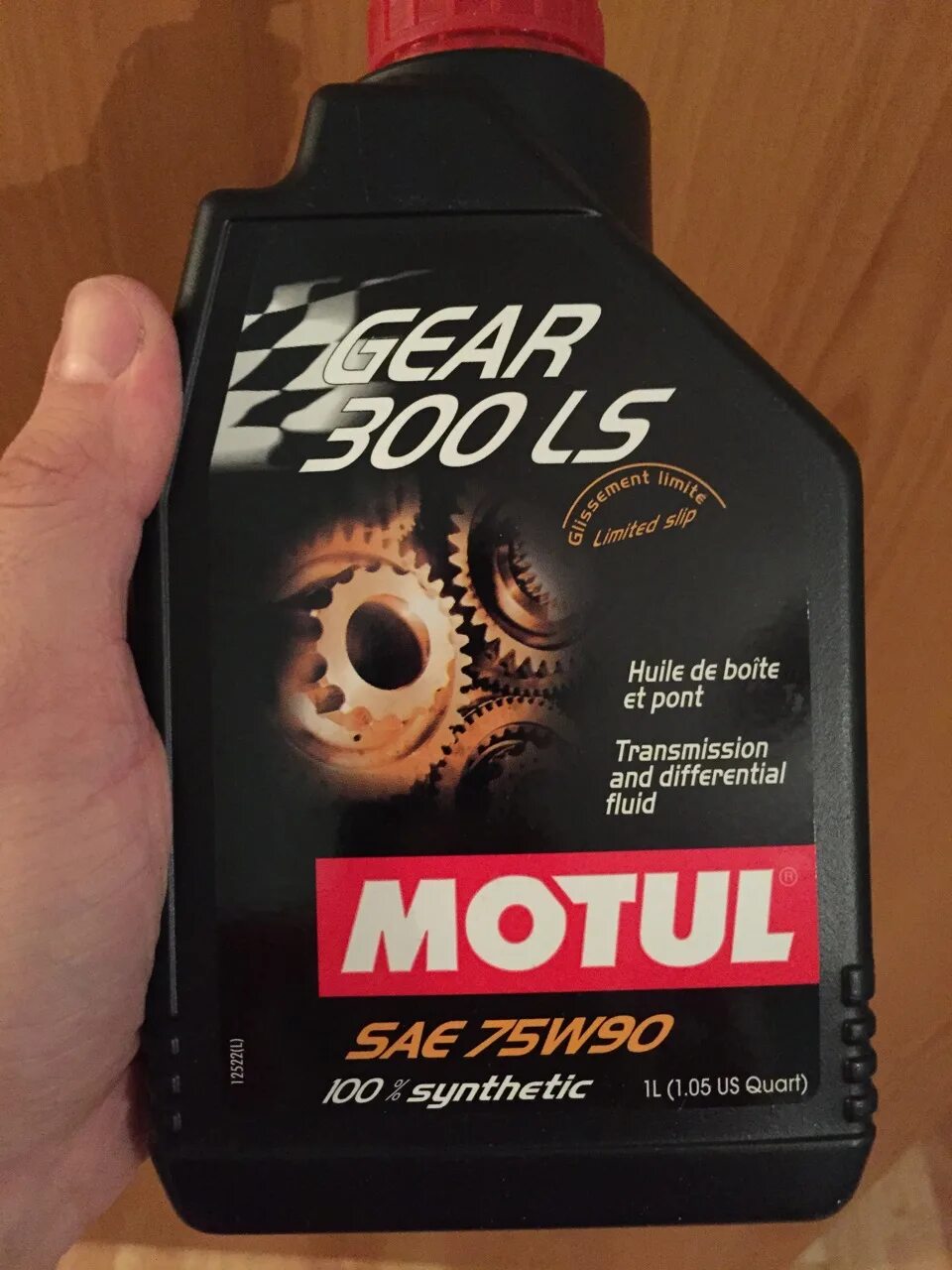 Motul Gear 300 75w-90 (1л). Motul gear 300 ls