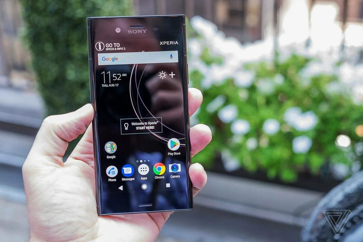 Google sony xperia. Sony Xperia xz1. Смартфон сони xz1. Sony Xperia XZ Compact. Sony Xperia 1 Sony.