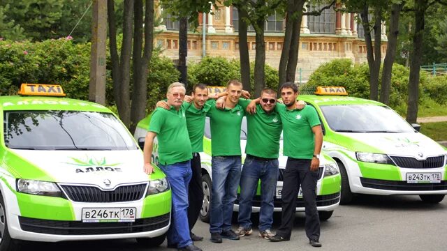 такси алоэ петергоф телефон. такси апельсин петергоф. таксовичкоф машины. такси птичка в гостилицах. такси в петергофе телефон и цены.