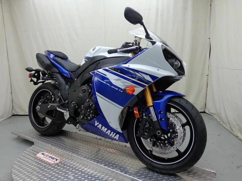 D1 r2