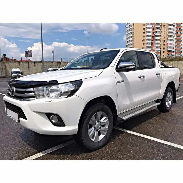 Купить хайлюкс дизель. Toyota Hilux 2015. Toyota Hilux 2015г. Тойота Hilux 2015. Toyota Hilux 2015 белый.