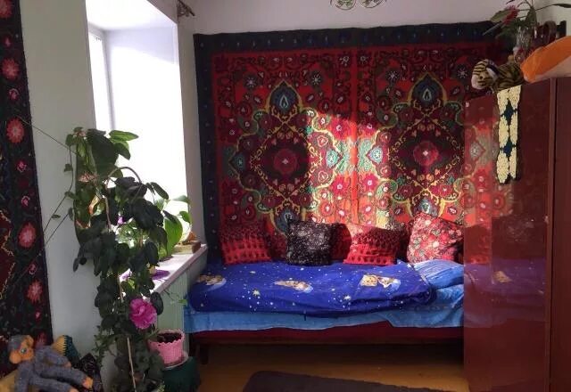 Окна выходят на юго восток. Размещение кровати по фен-шуй. Ведический фен шуй васту. Размещение дома на участке по сторонам света. Окна выходят на юго восток.