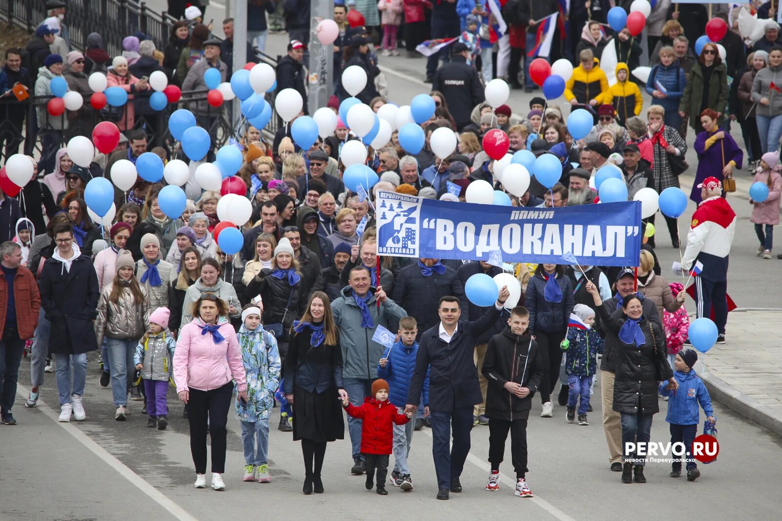 Какие праздники отмечают в мае 2025