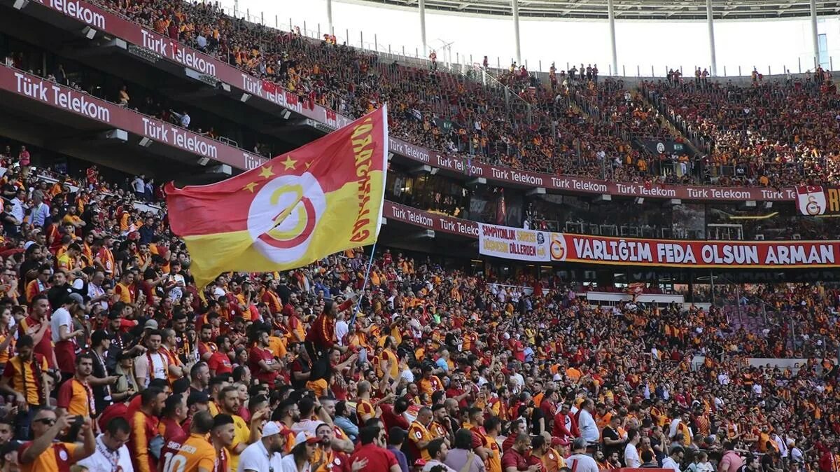 Taraftar