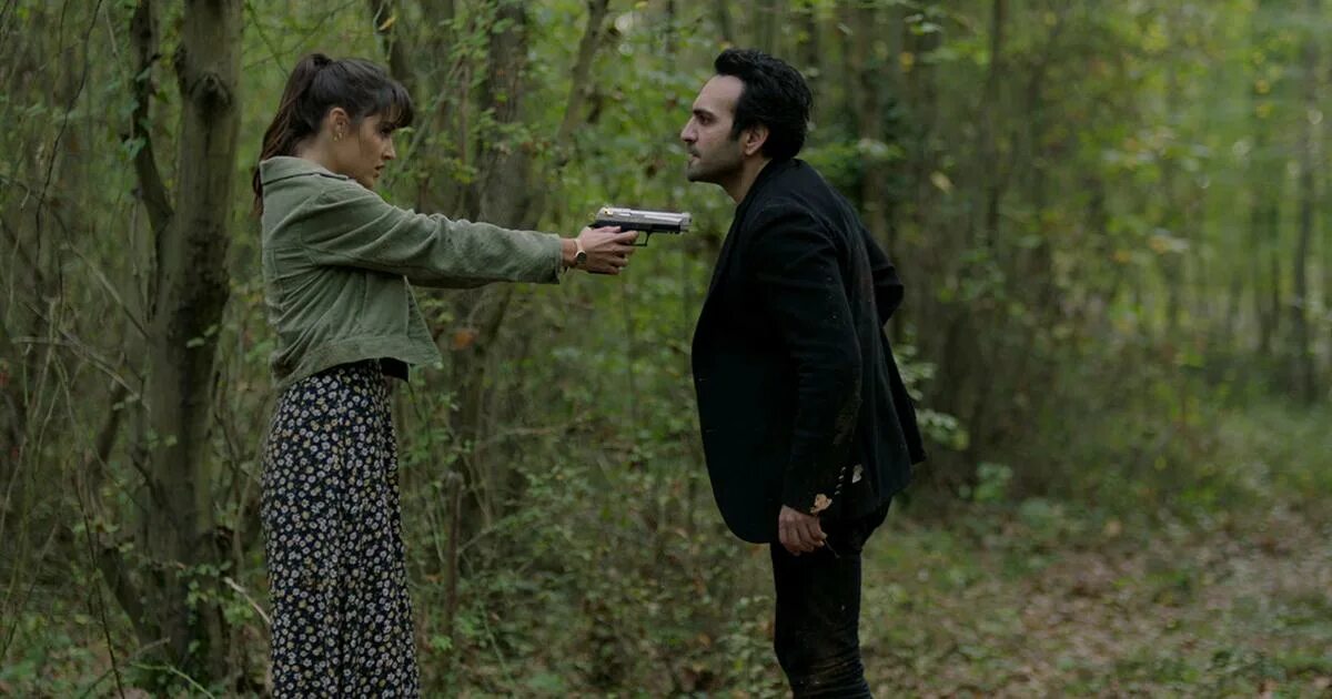 Азизе 2019 турецкий сериал. Турецкий сериал мурат дамла. Азизе турецкий сериал 6 серия. Азизе турецкий сериал русская озвучка. Азиз сериал 2021–2022.