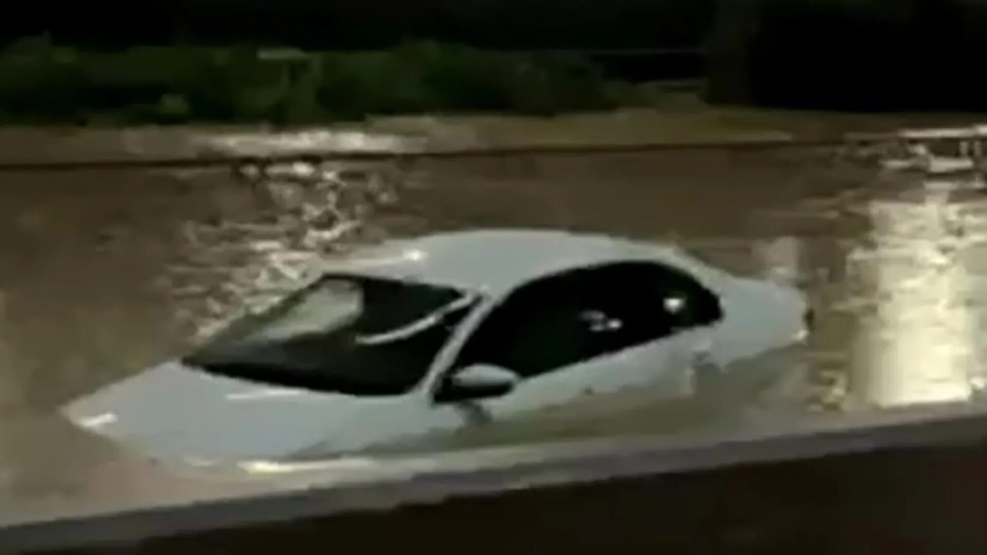 Ливень в сочи видео. Ливень в сочи видео