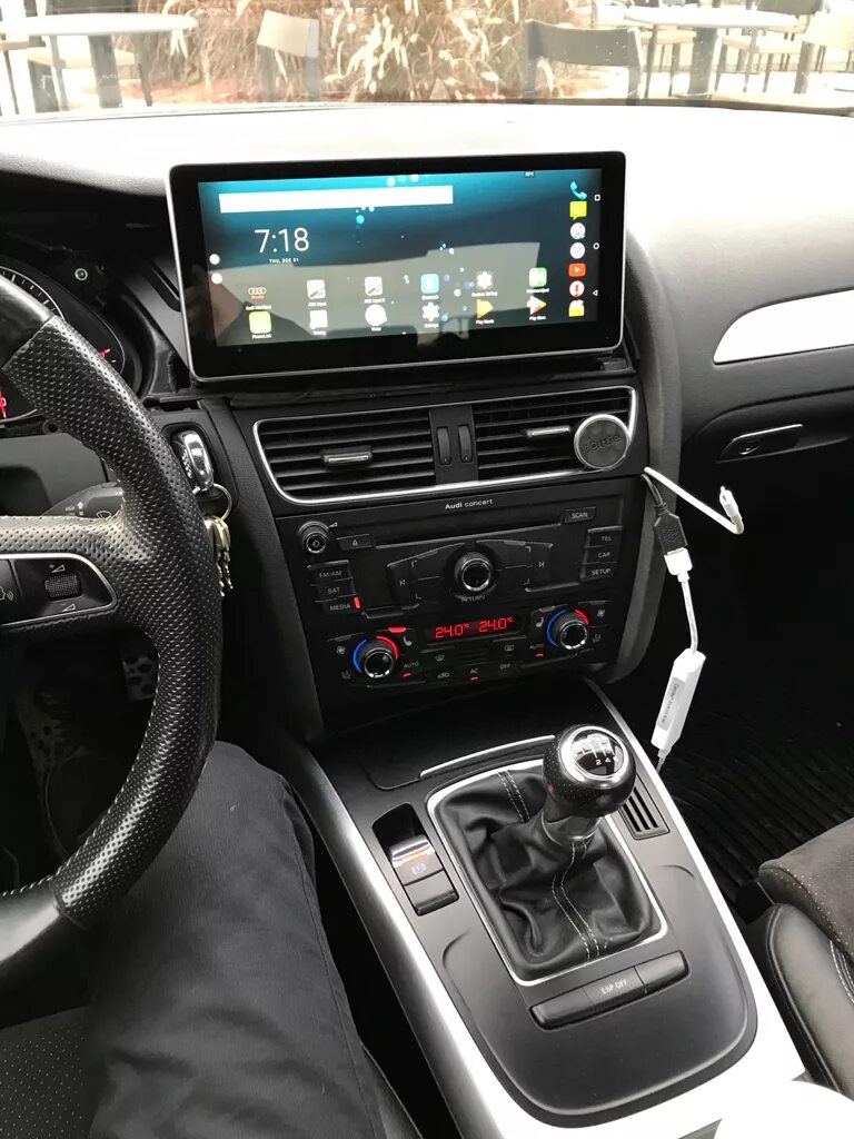 Audi a6 c5 штатная магнитола. Магнитола audi a6 c5. Магнитола audi a6 c5. Консоль ауди а4 в5. Audi q5 андроид магнитола.
