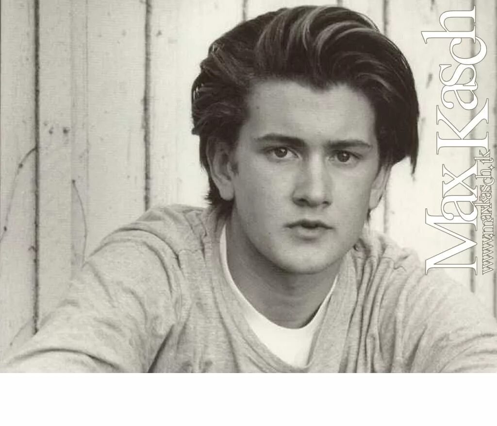 Max cash. Кеша актер. Макс кэш. Joseph maxwell. Актёр макс кэш.