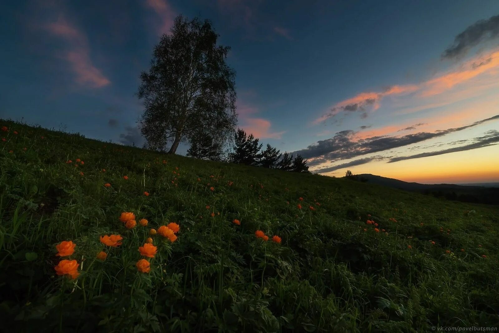 Донской пейзаж фото. Вечер поле огоньки дальняя. Огни в ночи. Ночь в деревне. Возвращаясь под вечер с поля.