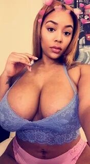 Slideshow aundreana rene tits.