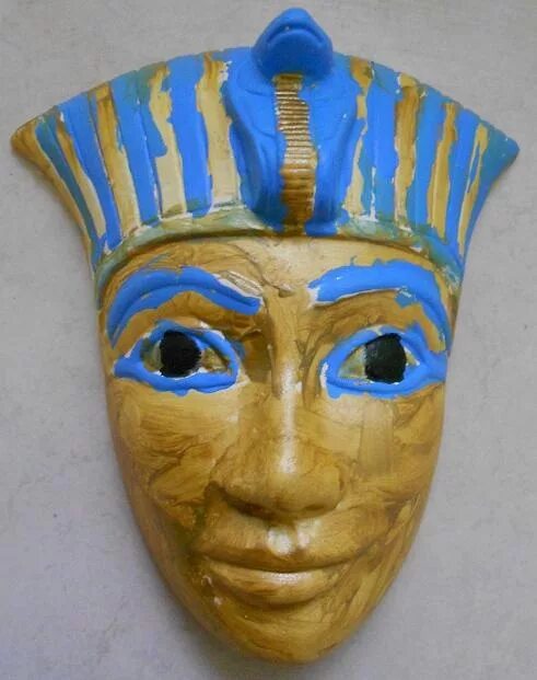Египетские маски. Маска египетского жреца. Маска из Египт. Маска фараона из папье маше. Алебастровая ваза маска фараона