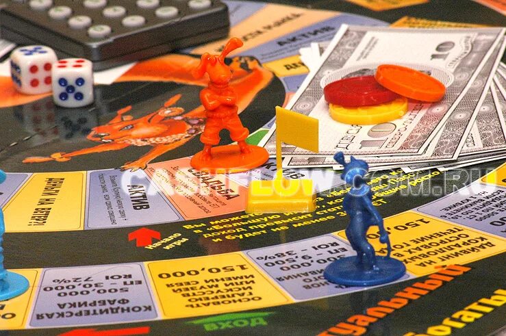 Денежный поток фигурки. Секреты богачей игра. Настольная игра богач. Как играть в игру богач. Секреты богачей игра.