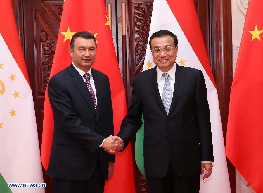 си цзин пин и эмомали рахмон. председатель кнр си цзиньпин и президент таджикистана эмомали рахмон. таджикистан китай. президент китая и рахмон встреча. ли кэцян в душанбе.