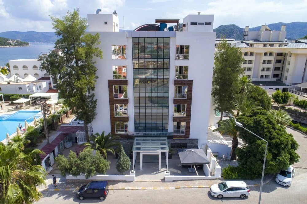 Supreme hotel baku. Supreme hotel 4. Club munamar 4 турция мармарис. Отель мармари ольгинка. New baku hotel 4*.