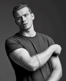 Оливер старк