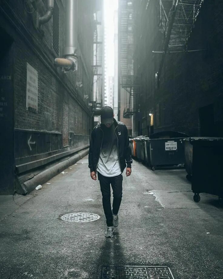 Стрит фотография. Уличный рэпер. Фотосессии urban. Уличный фотограф. Фотосессия для мужчин идеи.