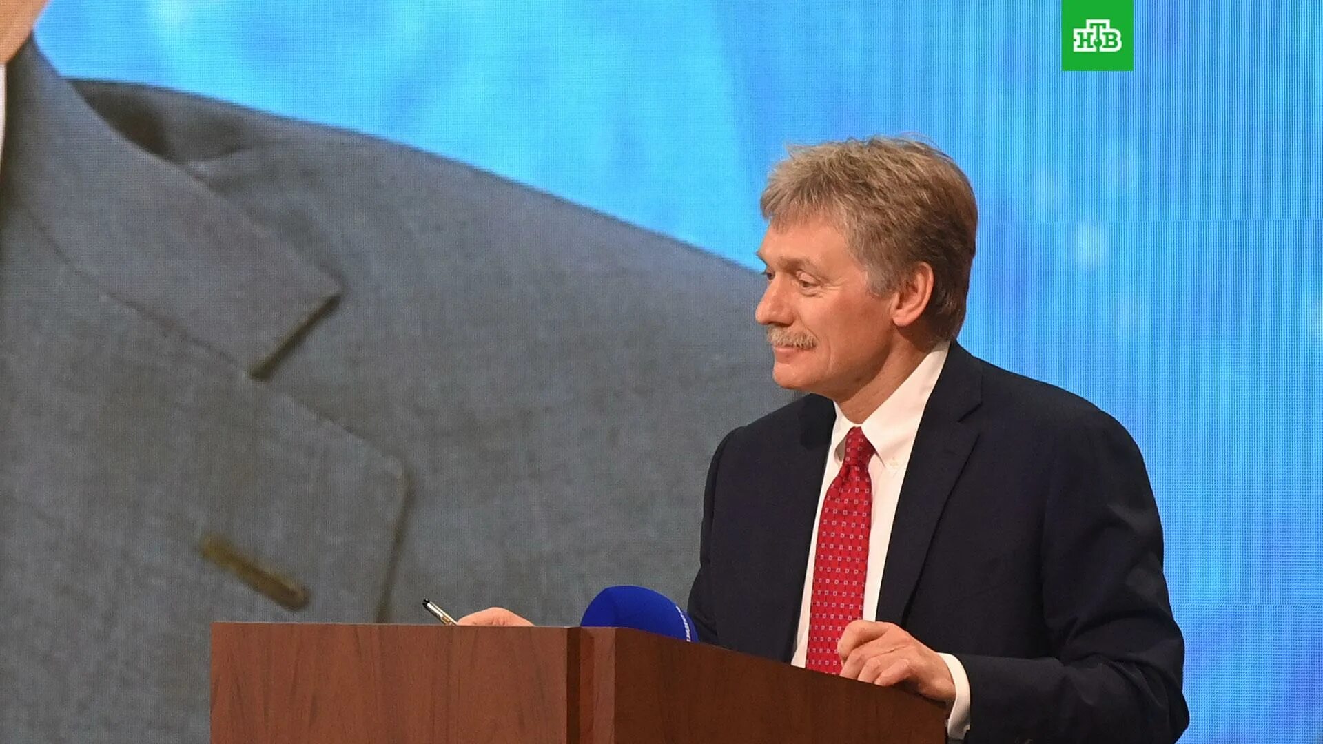 Пресс секретарем президента рф дмитрием песковым. Песков заявил. Песков пресс-секретарь в 2021 году.