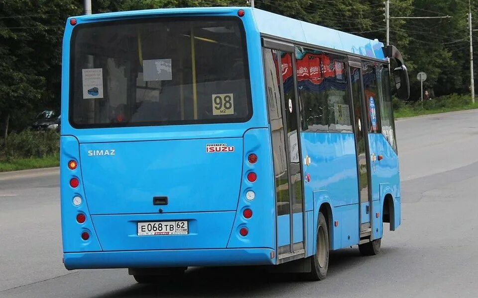 Маршрут 30 автобуса рязань. Автобус СИМАЗ Рязань. СИМАЗ 2258. СИМАЗ 30. Синий автобус.