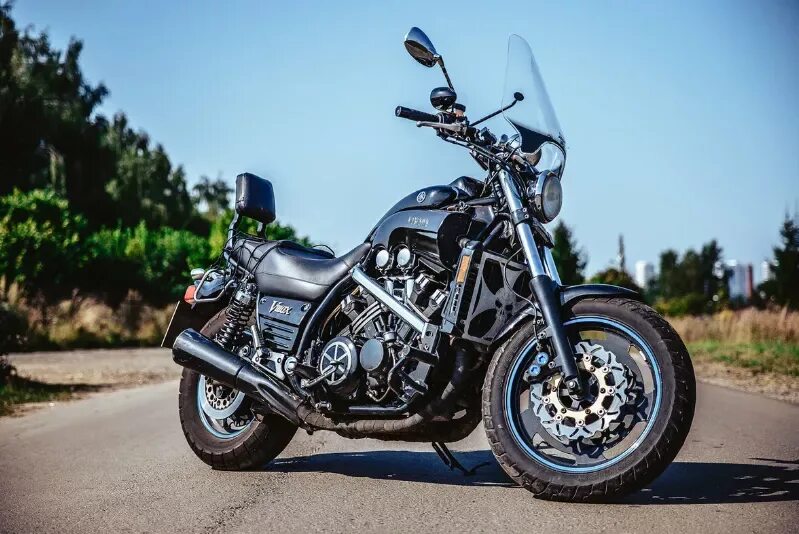 Ямаха вимакс 1700. Yamaha vmx1200 v-max. Yamaha v-max 1200 1996. Yamaha v max 2005. 1200 мах.