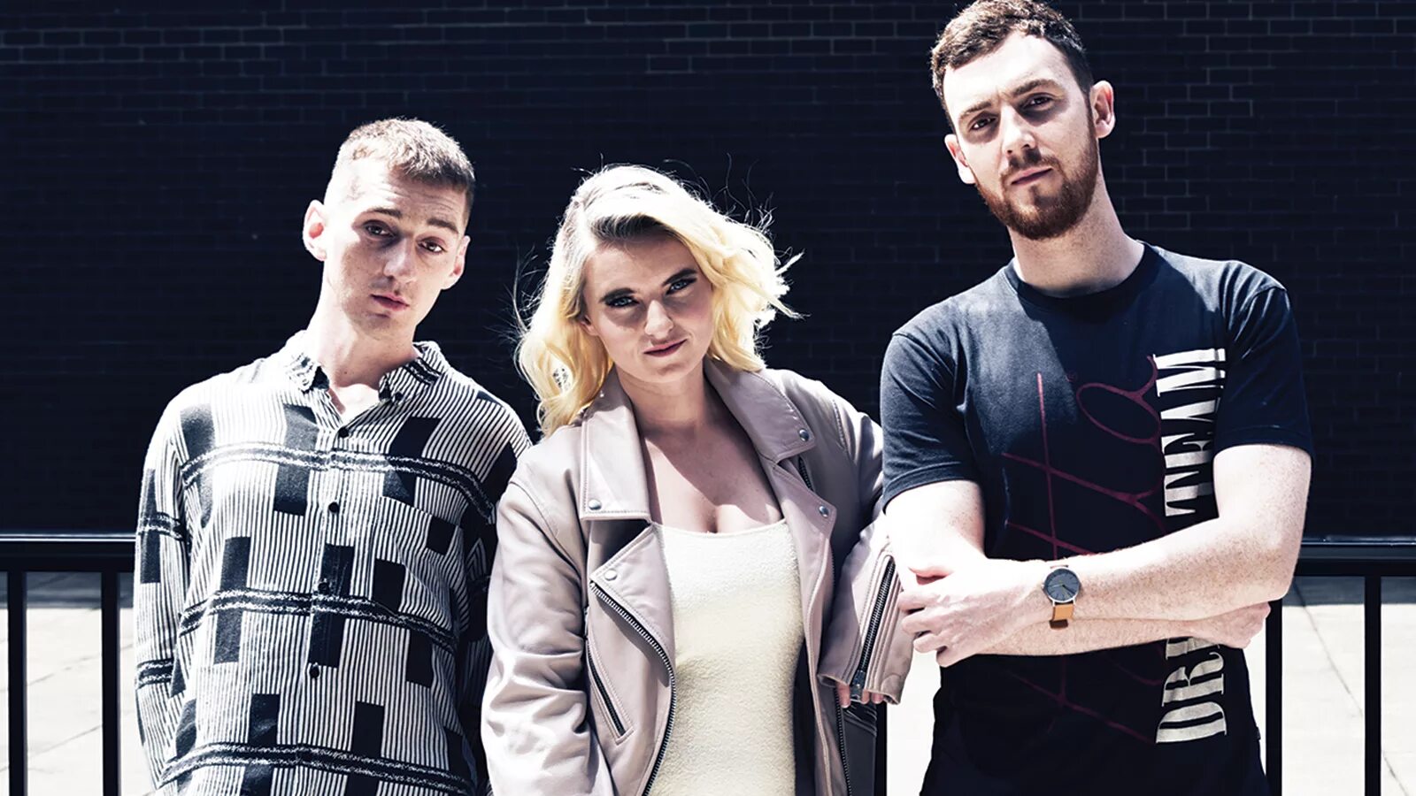 Clean bandit drive. Группа clean bandit. clean bandit фото. джейк паттерсон clean bandit. clean bandit состав группы.