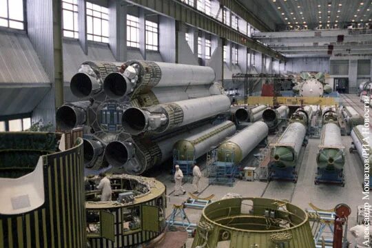 Самара космическая «цскб-прогресс. Московский машиностроительный завод «авангард» (ммз «авангард»). Ракетно-космический завод гкнпц им. Завод ракета москва. Цех 22 хруничева.