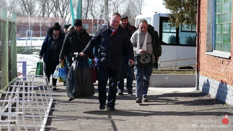 Новости пенсионного фонда украины для переселенцев. Вынужденные переселенцы. Вынужденные переселенцы Калуга. Переселенцы с Украины в Вязьме. Котовск Украина.