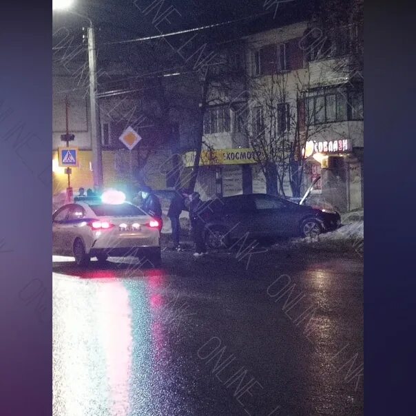 Подслушано ленинск кузнецкий вконтакте. ЧП Ленинск-Кузнецкий 112 подслушано. ДТП на проспекте Ленина в Ленинске-Кузнецком. Авария вчера в городе Кемерово проспект Ленина Ворошилова. Межрайбаза Ленинск-Кузнецкий фото.