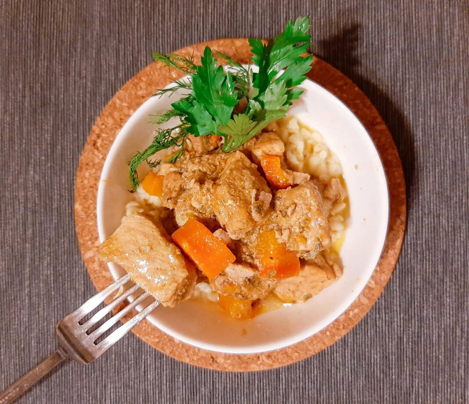 Говядина тушеная с кабачком. Свинина с грибами. Свинина тушеная с морковью и луком. Говядина с овощами. Свинина тушеная с морковью и луком.