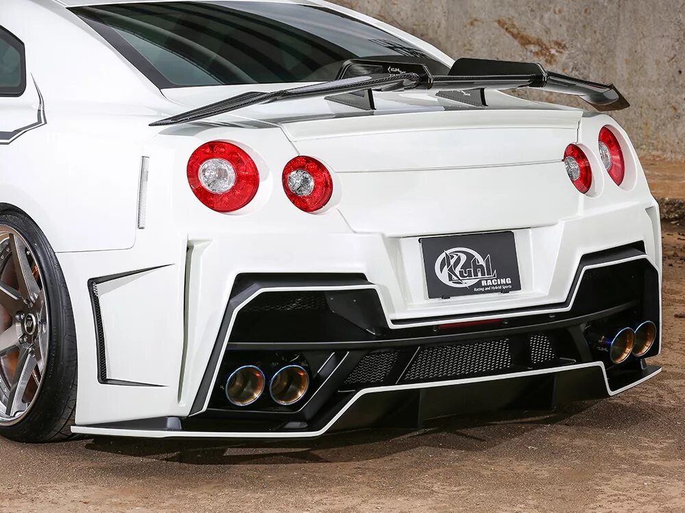 Tuning kit. Nissan GTR r35 body Kit. Nissan gt-r r35 body Kit. Nissan GTR r35 бампер. GTR R 35 Kuhl Racing.