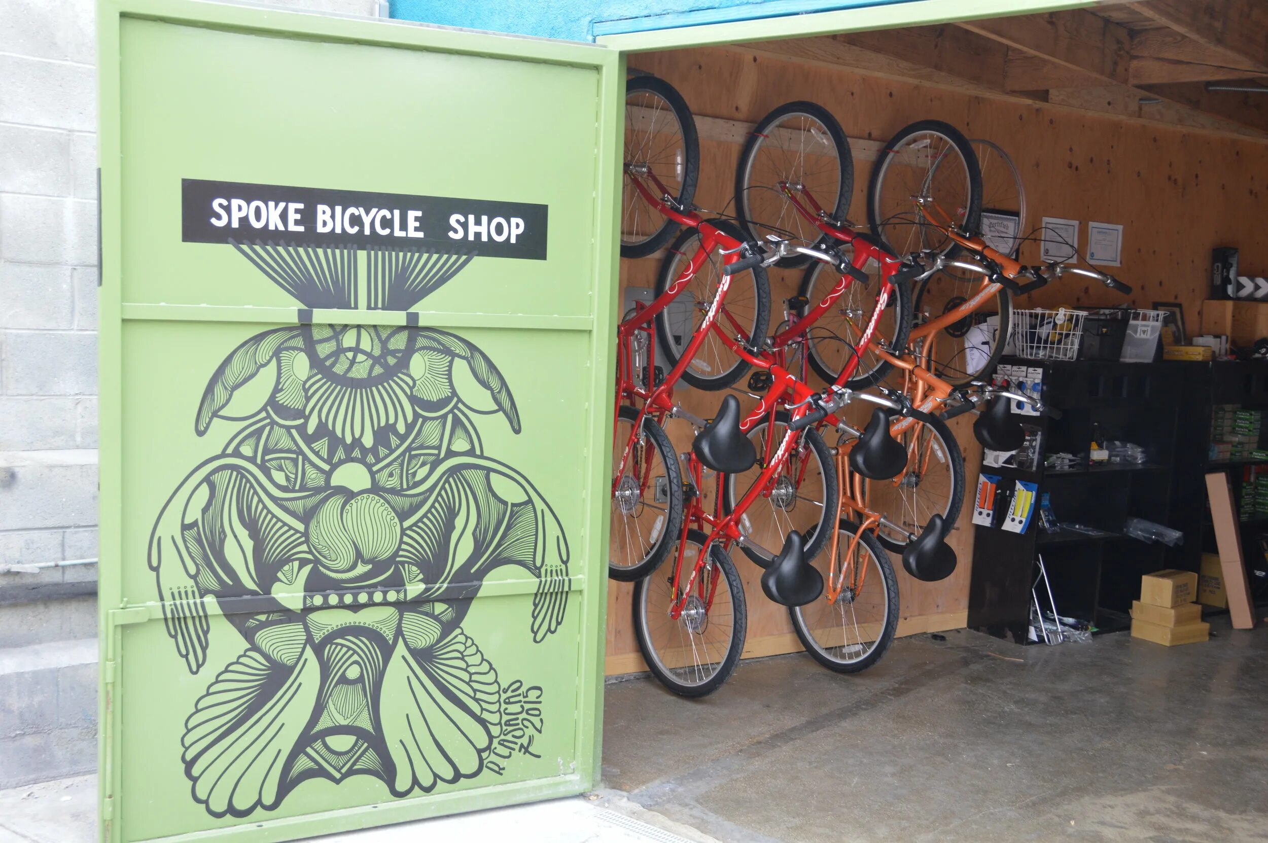 L spoke to the. Stress Bike shop. Стресс байк шоп символ. Stress Bike shop фото. Наклейка стресс байк шоп СБС большая желтая.