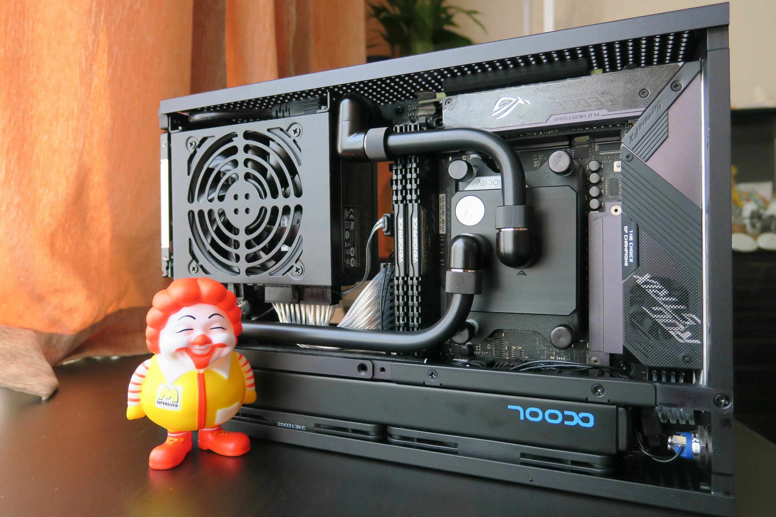 1. Case mini itx formd t1 v1. Formd t1 корпус. Formd t1 gunmetal. Xtia xproto-mini.