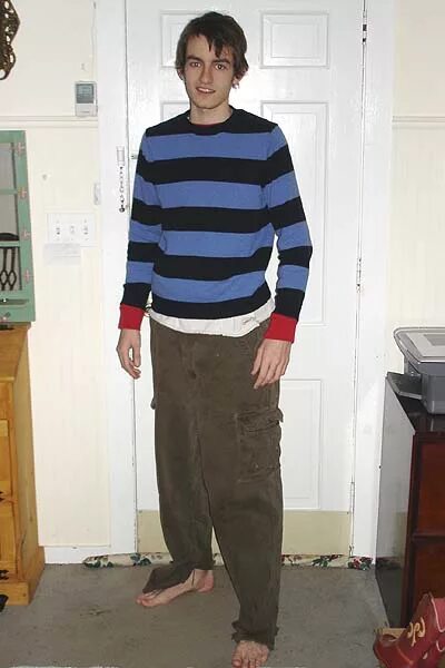 6 ft. 5 feet 6 inches. 6 инчес рост. 5ft tall. 6 ft tall.