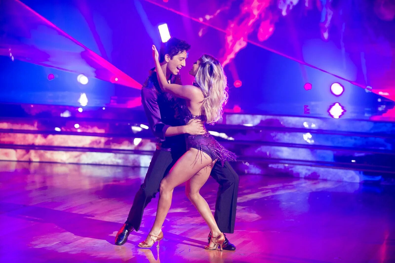 Dancing with me now